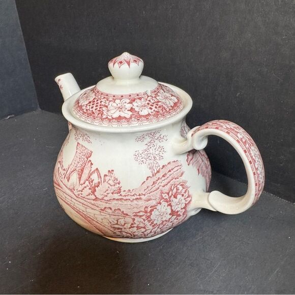 Red and Cream Windsor Ceramic Art Teapot [Item 0186] - Picture 3 of 11